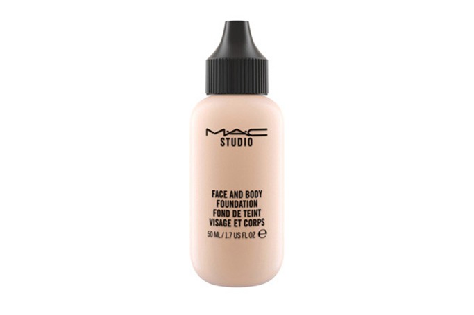 M.A.C. - Face and Body Foundation